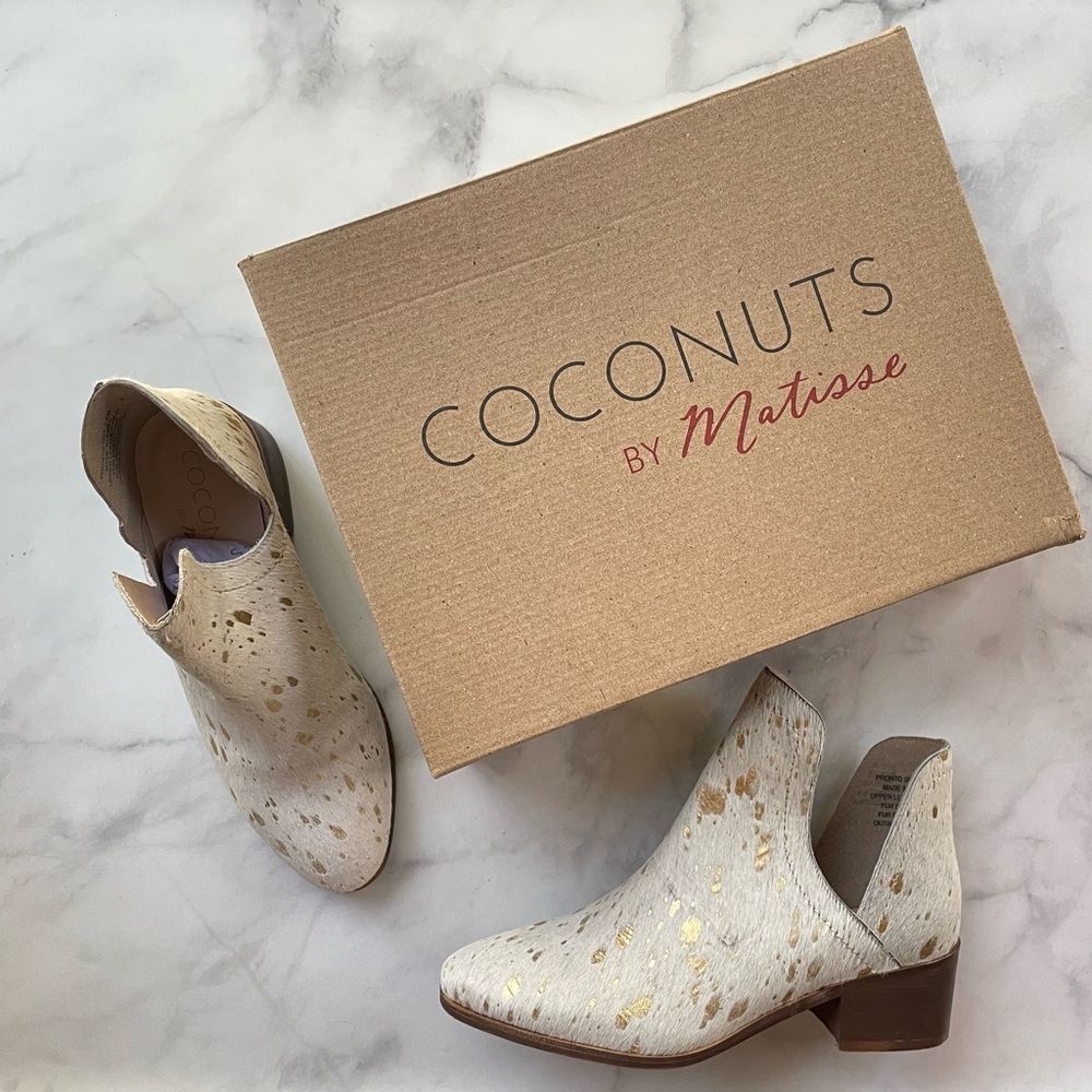COCONUTS by Matisse booties size 7.5